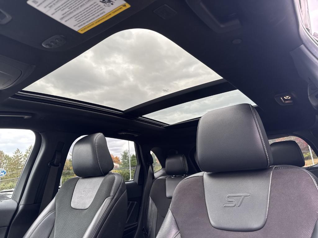 used 2022 Ford Edge car, priced at $28,995