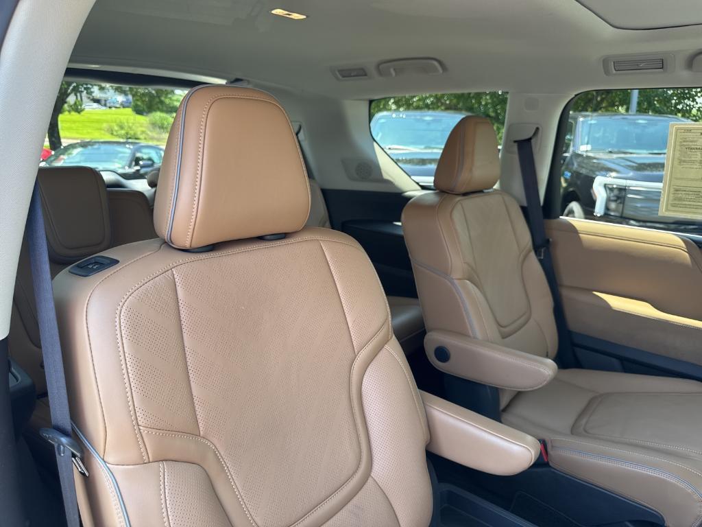 used 2025 INFINITI QX80 car, priced at $73,995