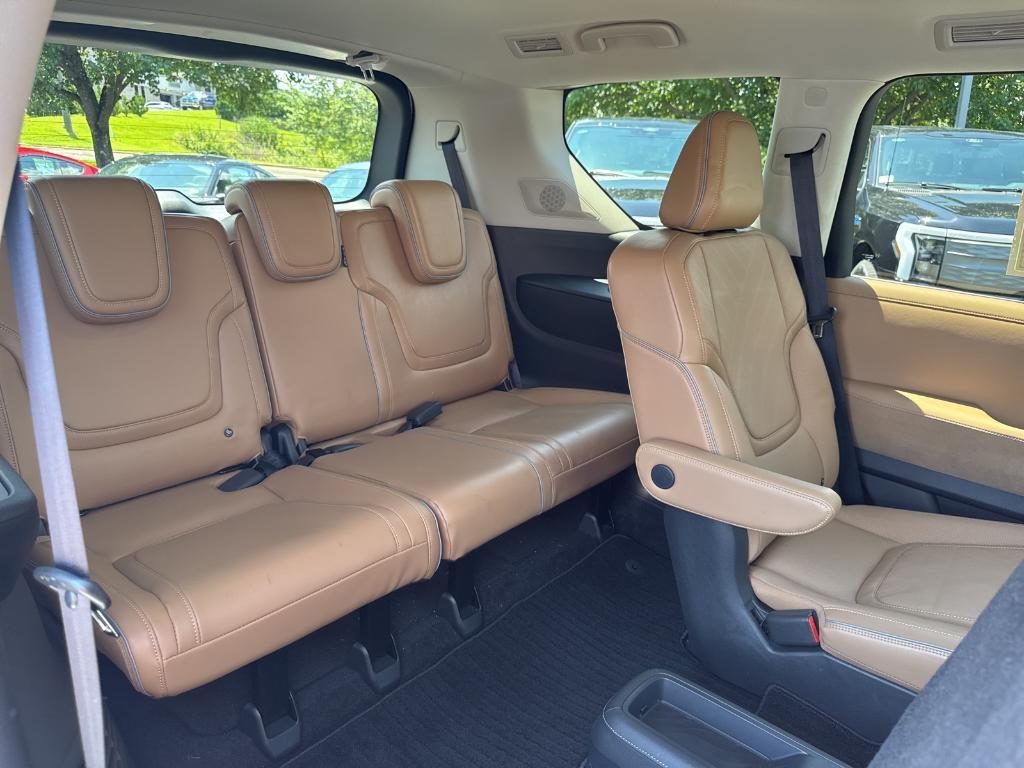 used 2025 INFINITI QX80 car, priced at $73,995