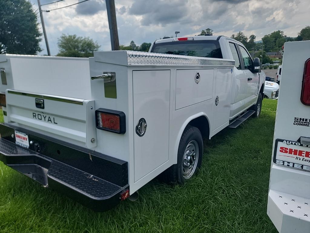 new 2024 Ford F-250 car, priced at $61,950