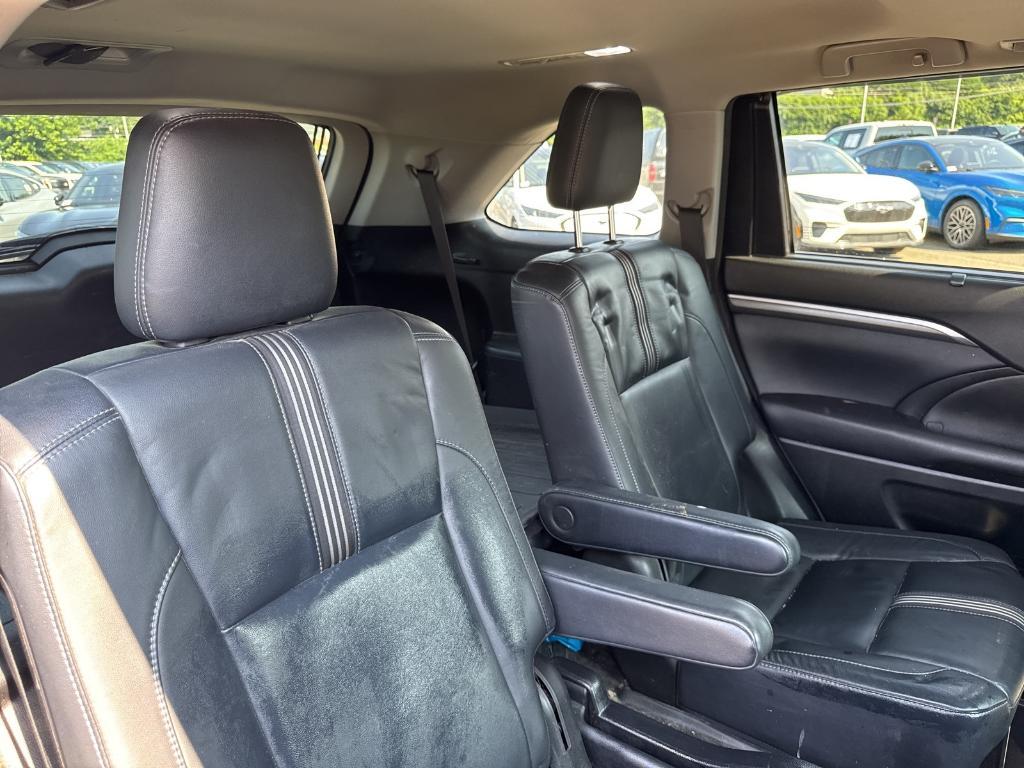 used 2017 Toyota Highlander car, priced at $19,995