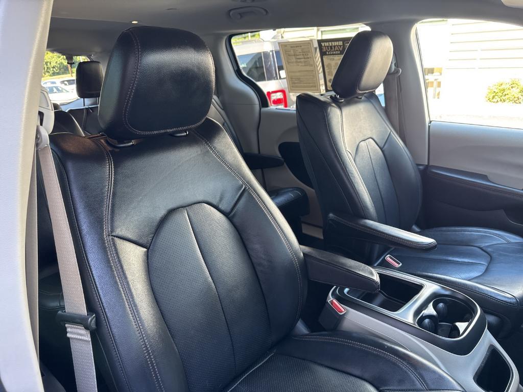 used 2017 Chrysler Pacifica car, priced at $12,895