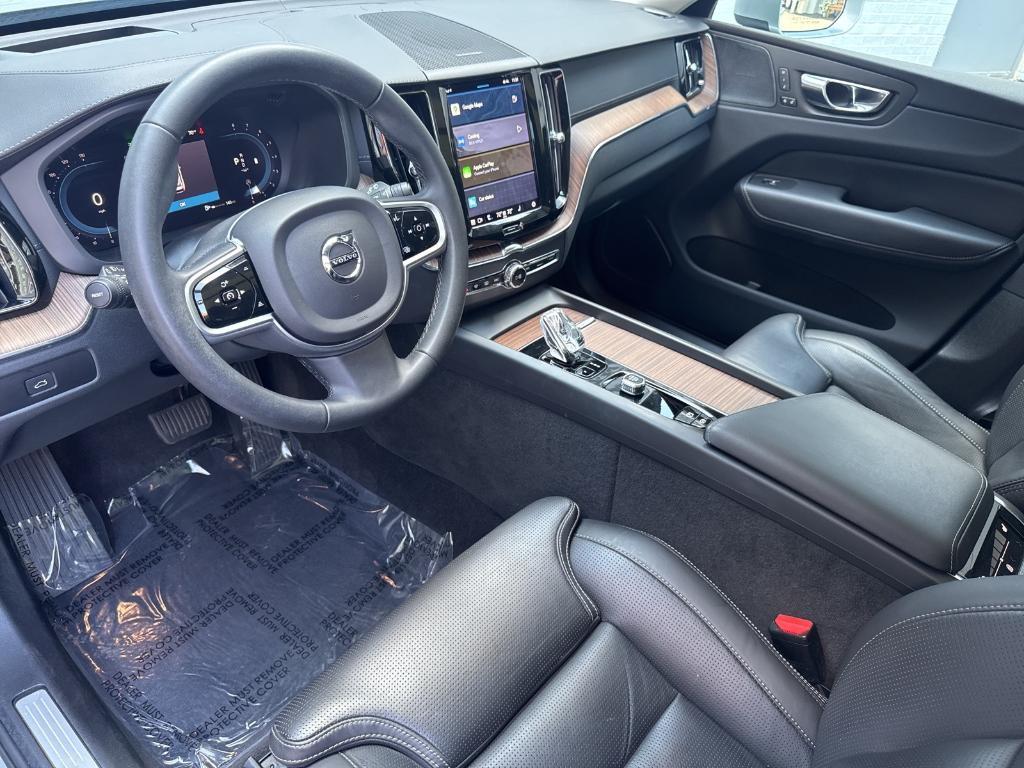 used 2023 Volvo XC60 car, priced at $38,495