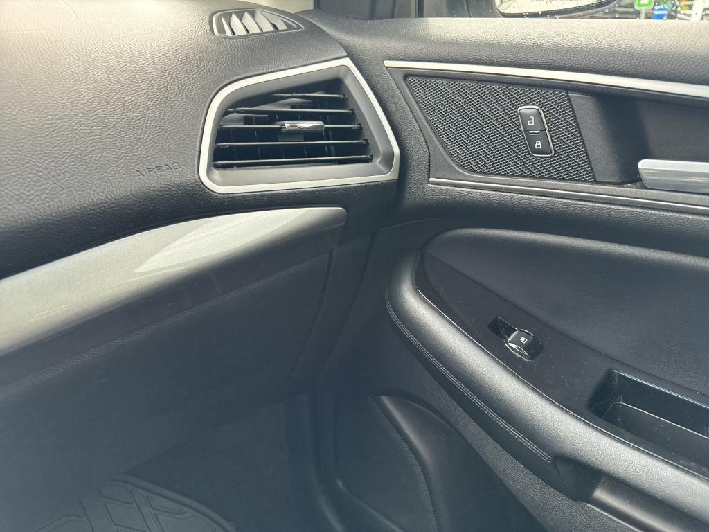 used 2016 Ford Edge car, priced at $8,595