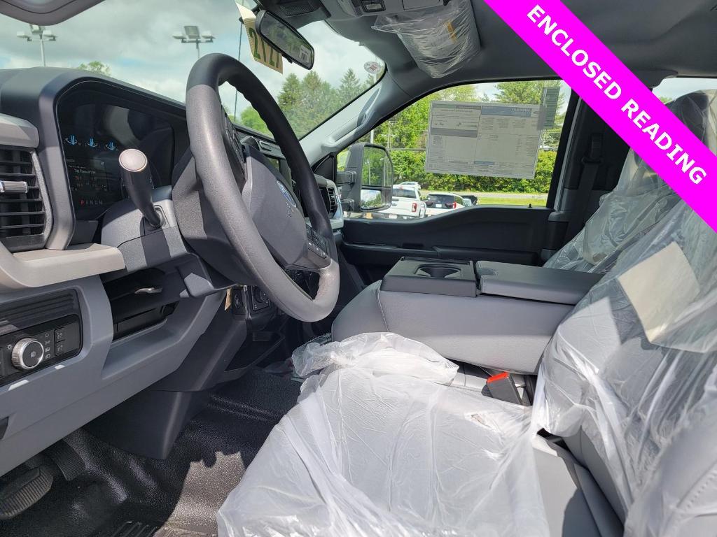new 2025 Ford F-250 car, priced at $76,999