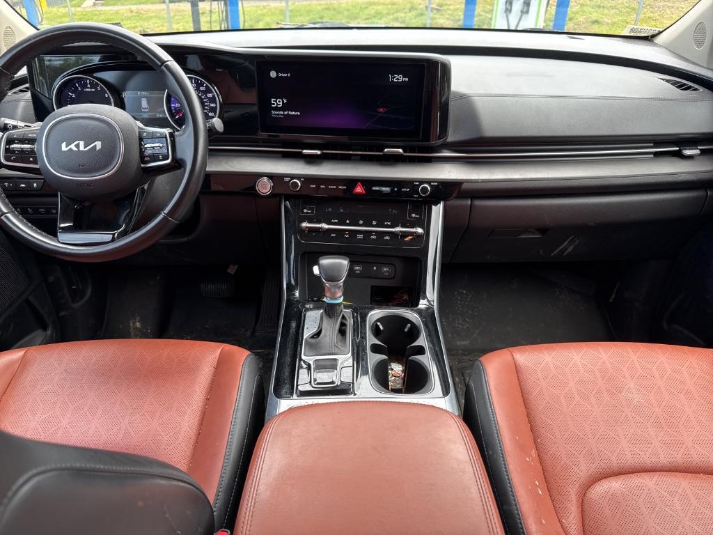 used 2022 Kia Carnival car, priced at $32,995