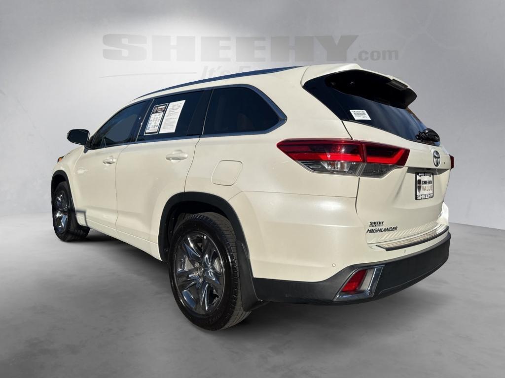 used 2019 Toyota Highlander car, priced at $24,595