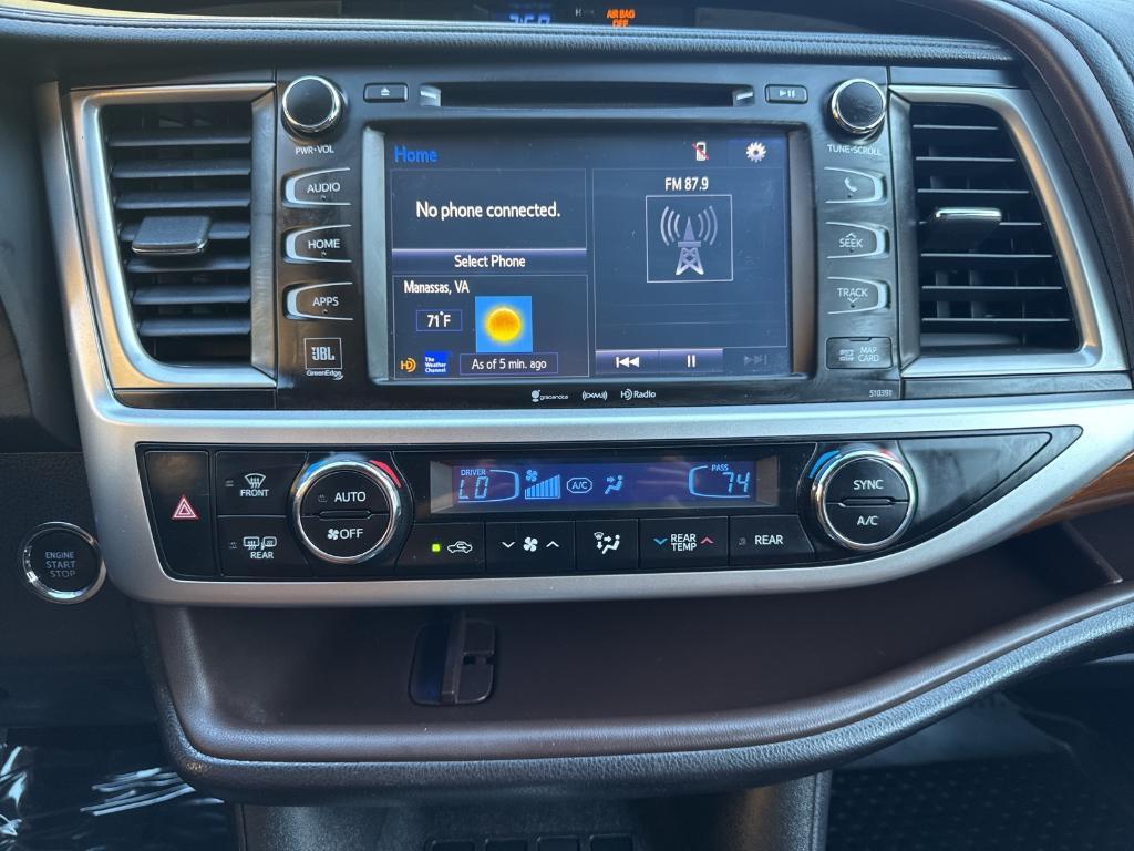 used 2019 Toyota Highlander car, priced at $24,595