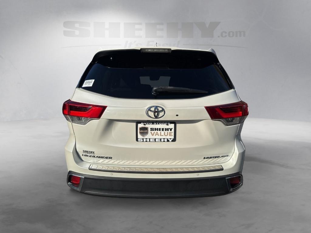 used 2019 Toyota Highlander car, priced at $24,595