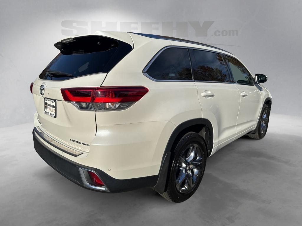 used 2019 Toyota Highlander car, priced at $24,595