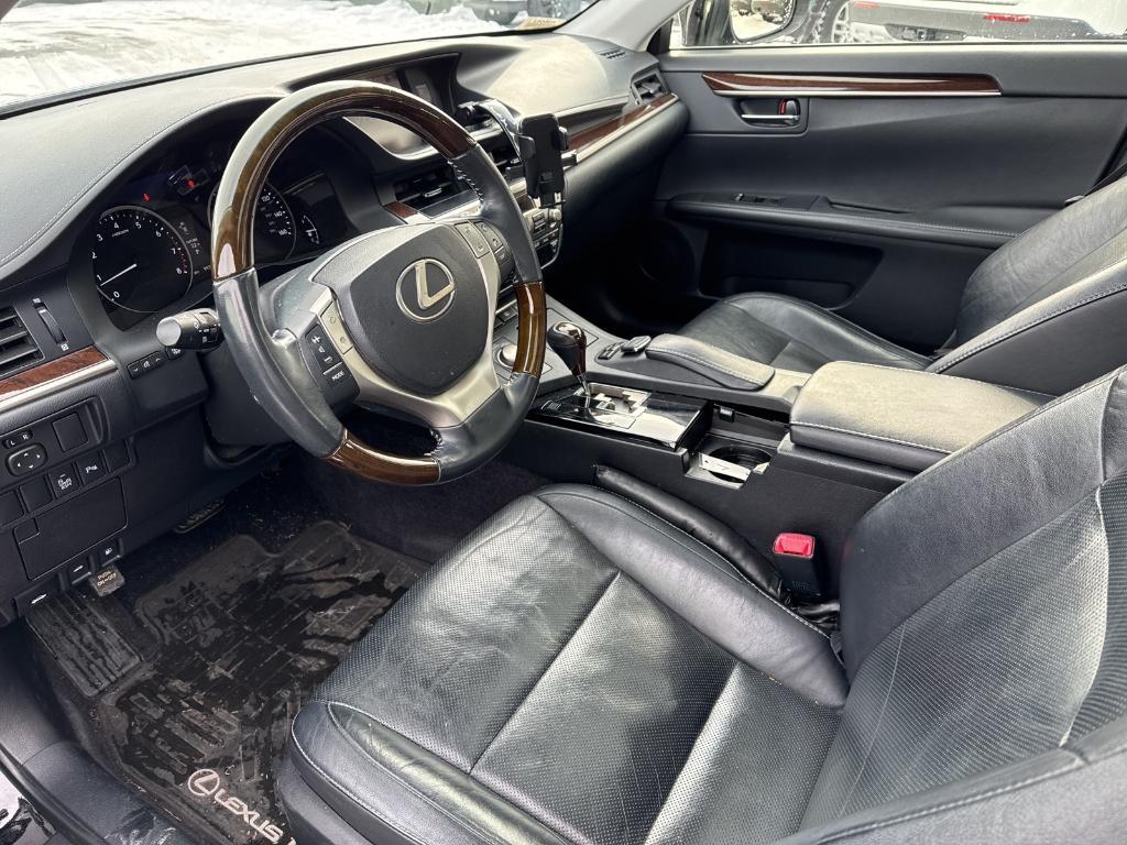 used 2015 Lexus ES 350 car, priced at $16,495