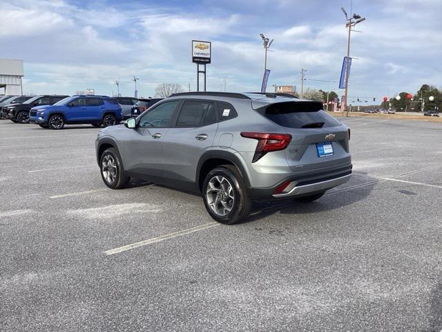 new 2025 Chevrolet Trax car, priced at $25,085