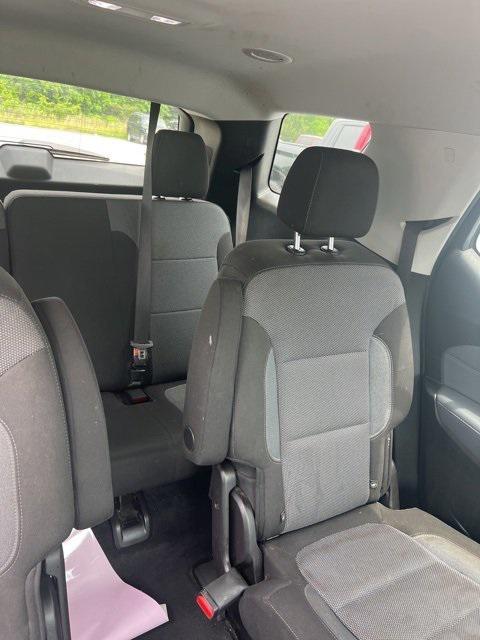 used 2021 Chevrolet Traverse car, priced at $23,608