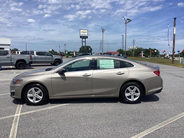 new 2025 Chevrolet Malibu car, priced at $27,245