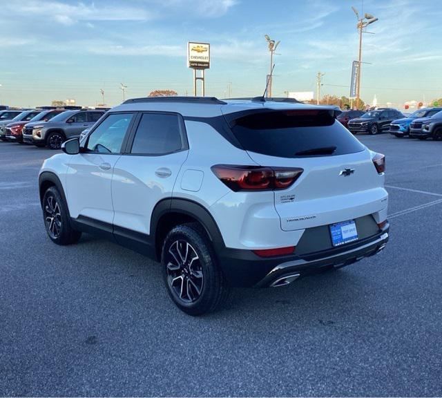 new 2025 Chevrolet TrailBlazer car, priced at $29,640