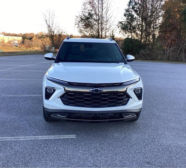 new 2025 Chevrolet TrailBlazer car, priced at $29,640