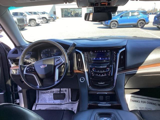 used 2020 Cadillac Escalade ESV car, priced at $29,689