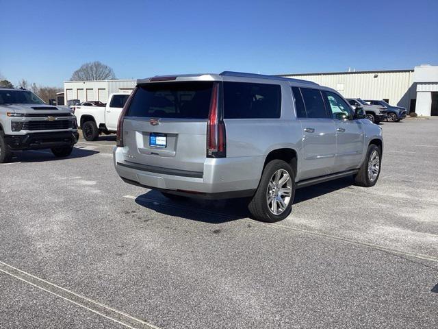 used 2020 Cadillac Escalade ESV car, priced at $29,689