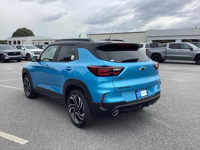 new 2025 Chevrolet TrailBlazer car, priced at $32,475