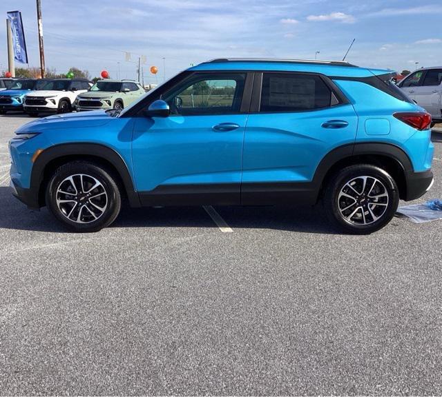 new 2025 Chevrolet TrailBlazer car, priced at $28,870