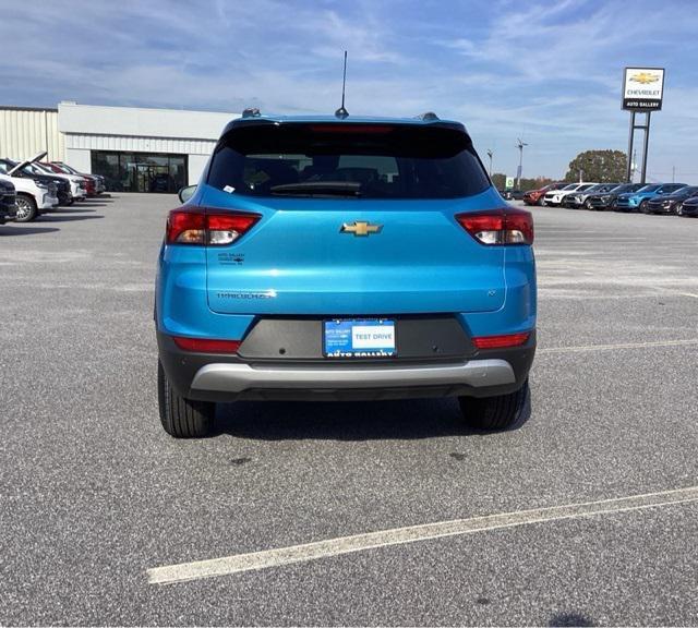 new 2025 Chevrolet TrailBlazer car, priced at $28,870