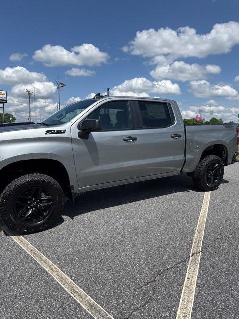 new 2025 Chevrolet Silverado 1500 car, priced at $57,020
