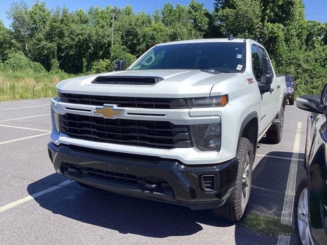 used 2024 Chevrolet Silverado 2500 car, priced at $57,566