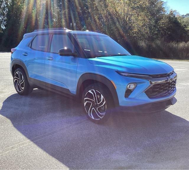 new 2025 Chevrolet TrailBlazer car, priced at $32,475