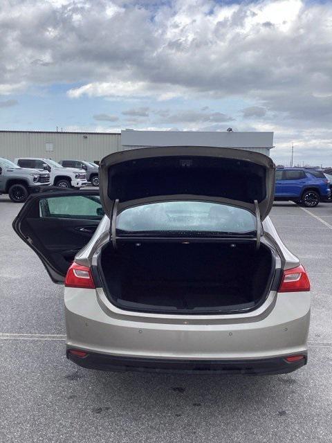 used 2024 Chevrolet Malibu car, priced at $19,312