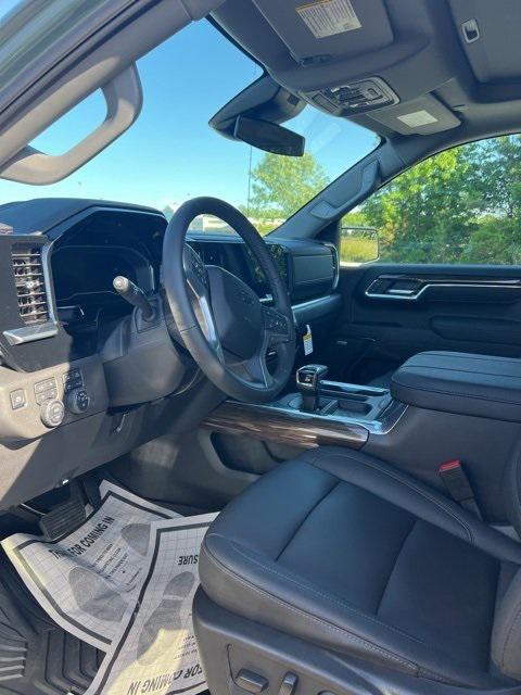 new 2025 Chevrolet Silverado 1500 car, priced at $70,660