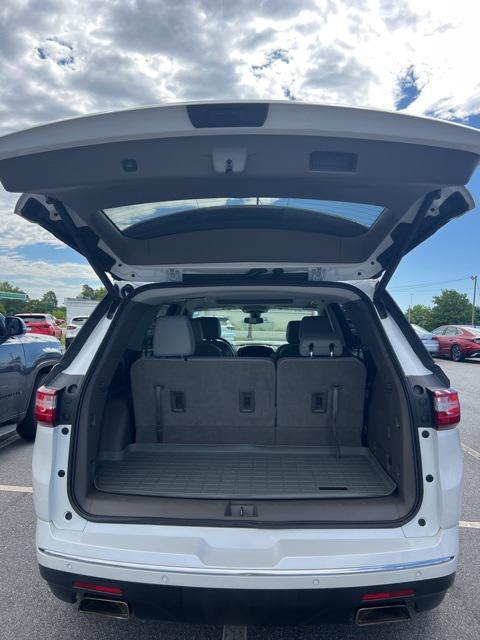 used 2021 Chevrolet Traverse car, priced at $22,325
