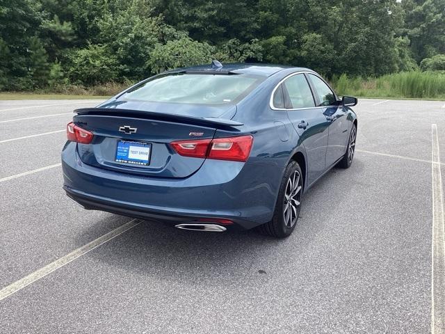 new 2024 Chevrolet Malibu car, priced at $27,345