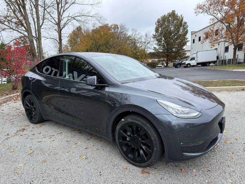 used 2021 Tesla Model Y car, priced at $28,900