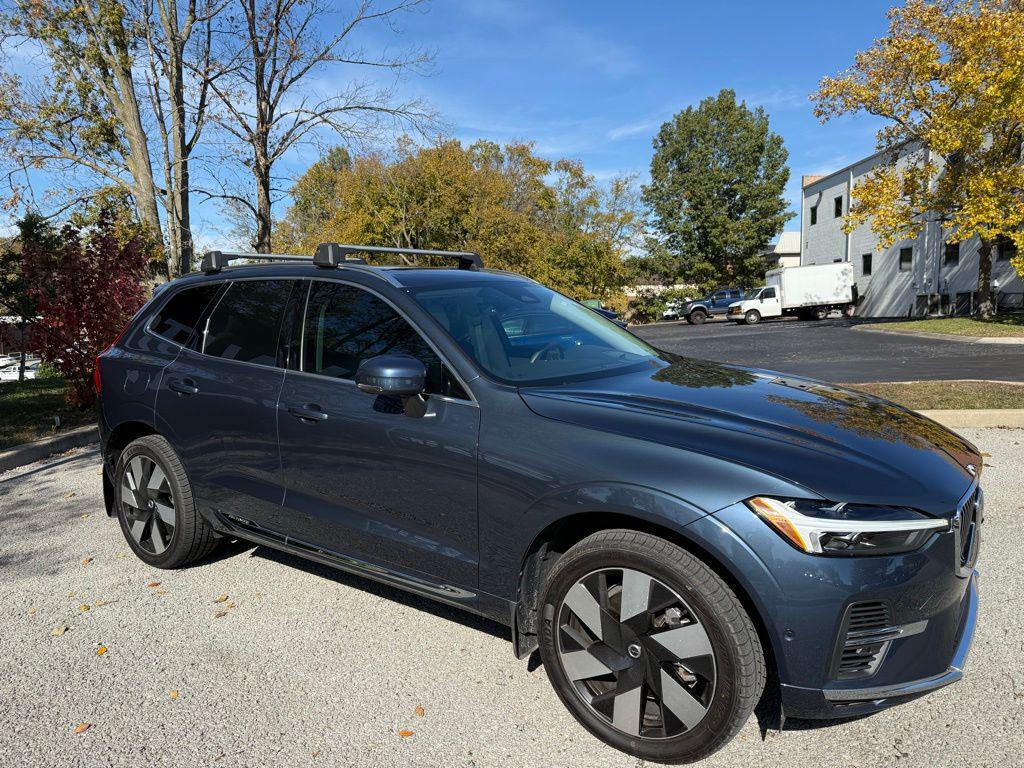 used 2023 Volvo XC60 Recharge Plug-In Hybrid car, priced at $44,990