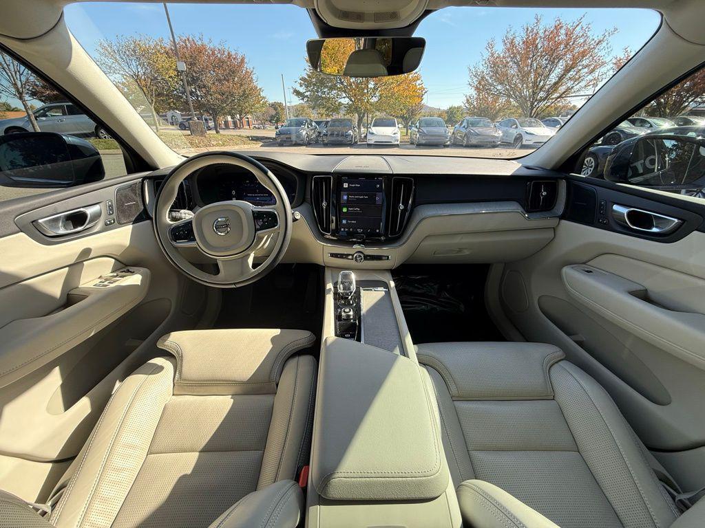 used 2023 Volvo XC60 Recharge Plug-In Hybrid car, priced at $44,990