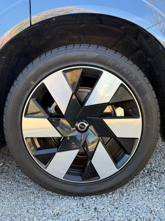 used 2023 Volvo XC60 Recharge Plug-In Hybrid car, priced at $44,990