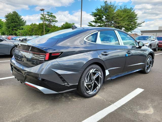 new 2024 Hyundai Sonata car, priced at $31,065