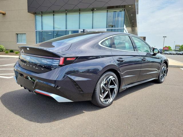 new 2024 Hyundai Sonata car, priced at $31,065