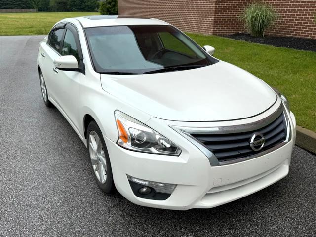 used 2013 Nissan Altima car, priced at $5,998