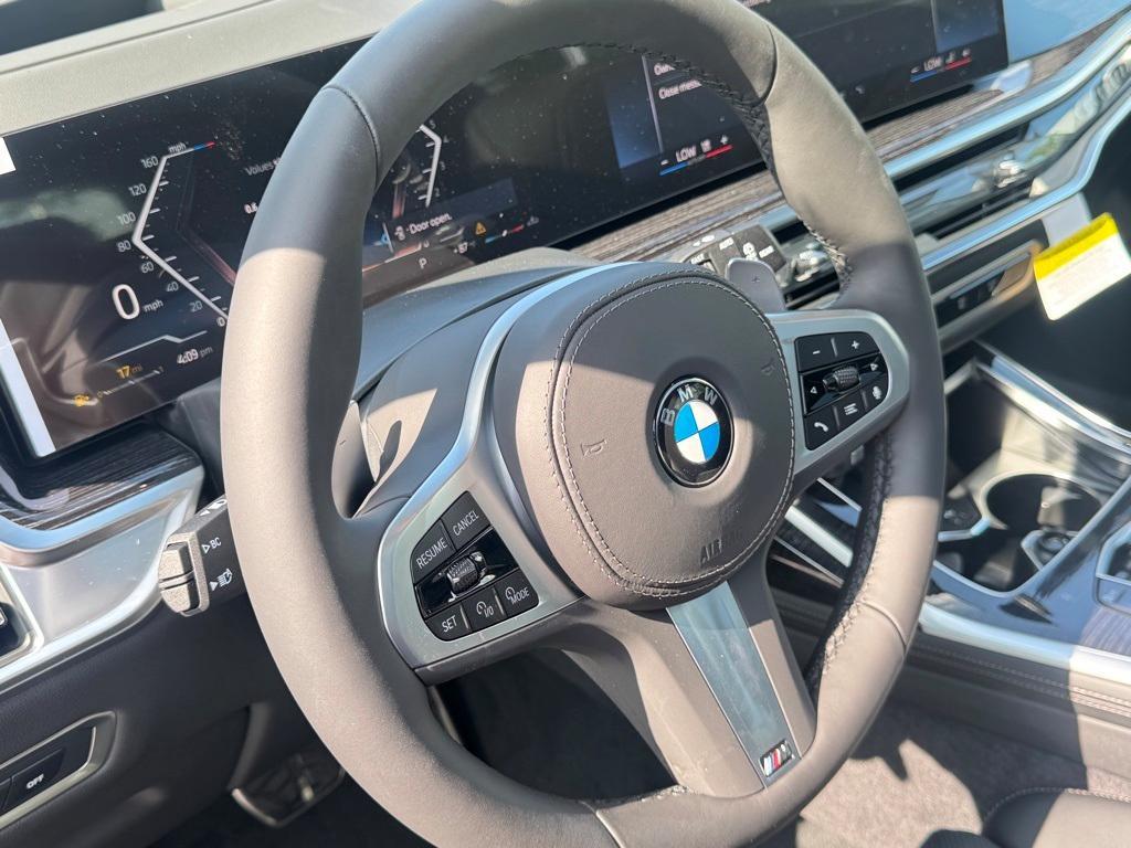 new 2026 BMW X7 car, priced at $92,785