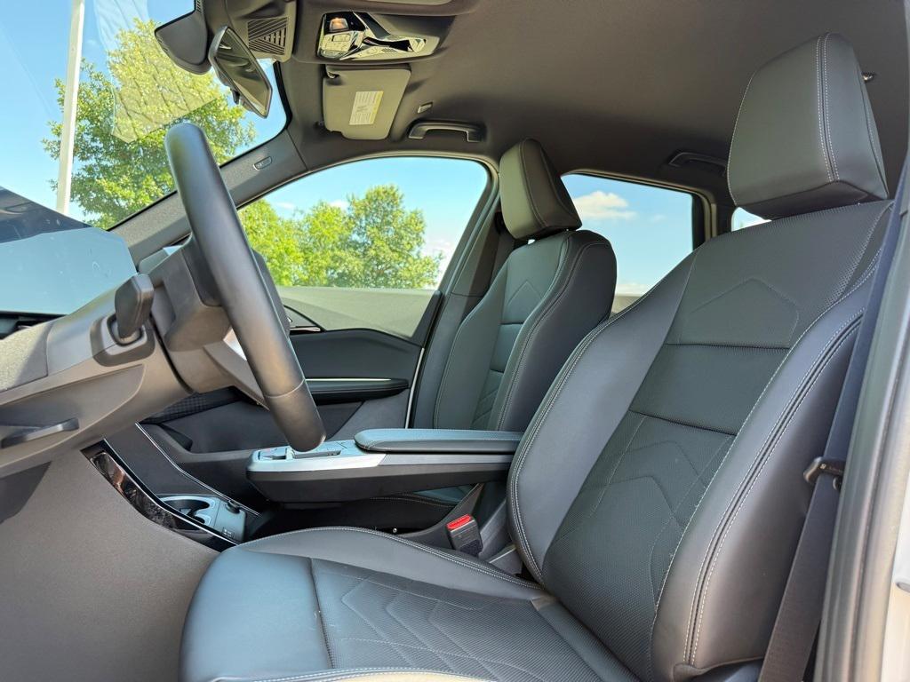 used 2023 BMW X1 car, priced at $40,000
