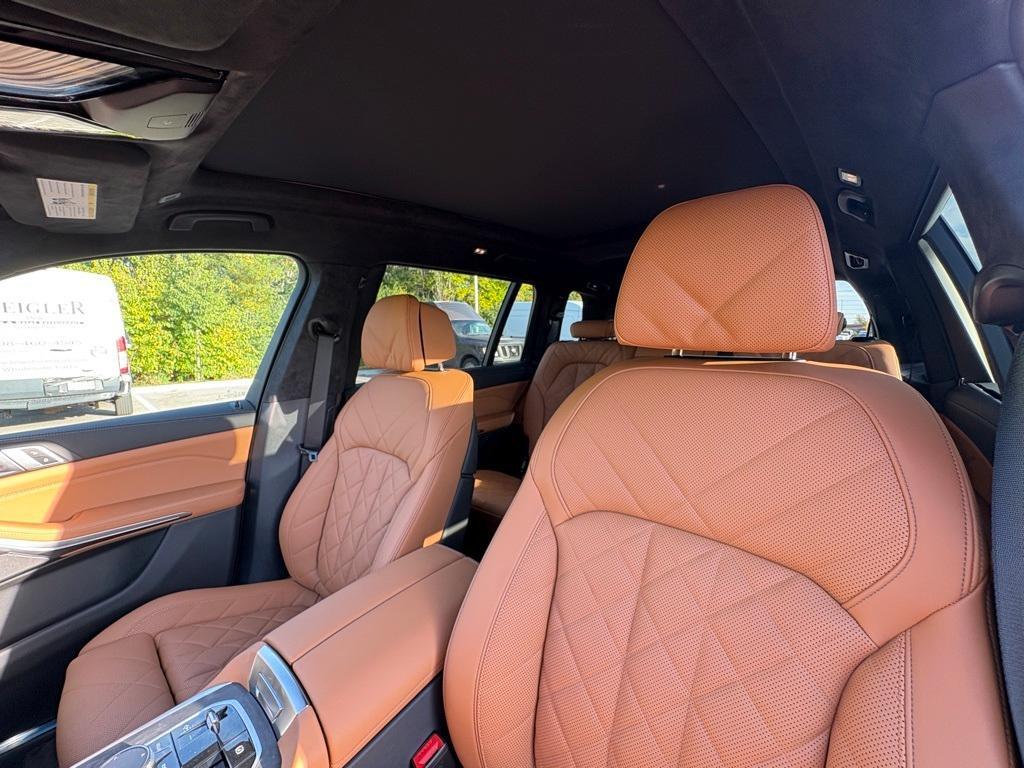 new 2026 BMW X7 car, priced at $97,435
