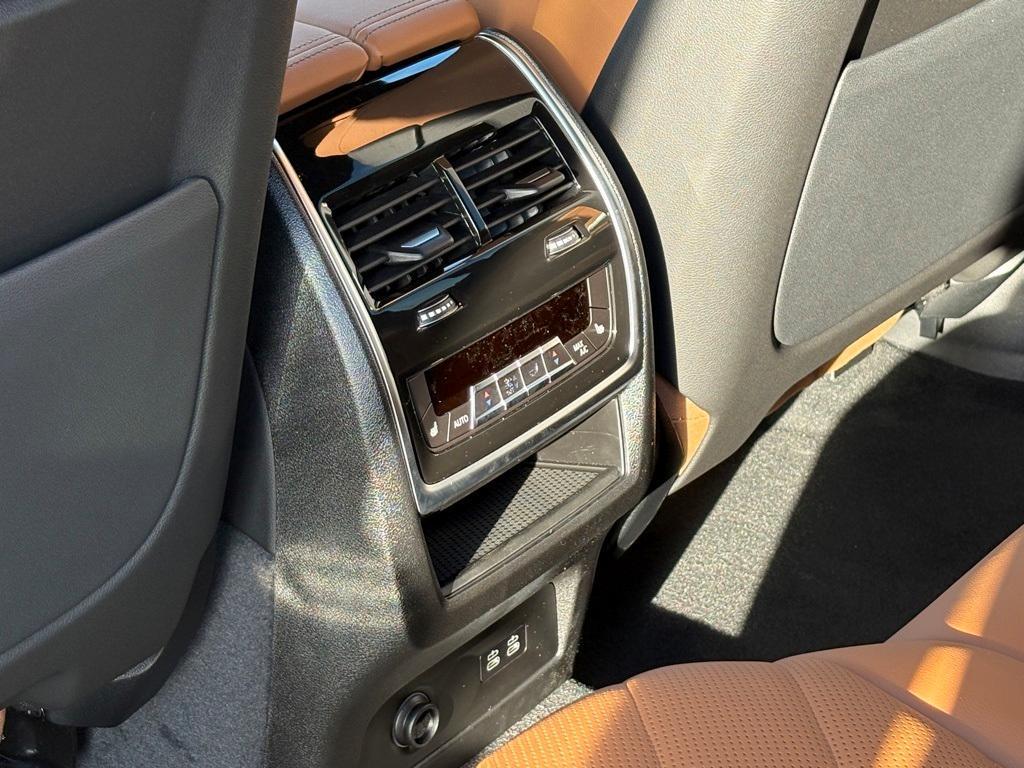 new 2026 BMW X7 car, priced at $97,435