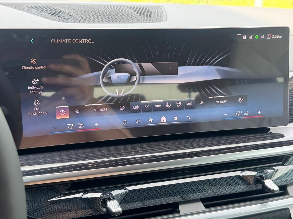 new 2026 BMW X7 car, priced at $97,265