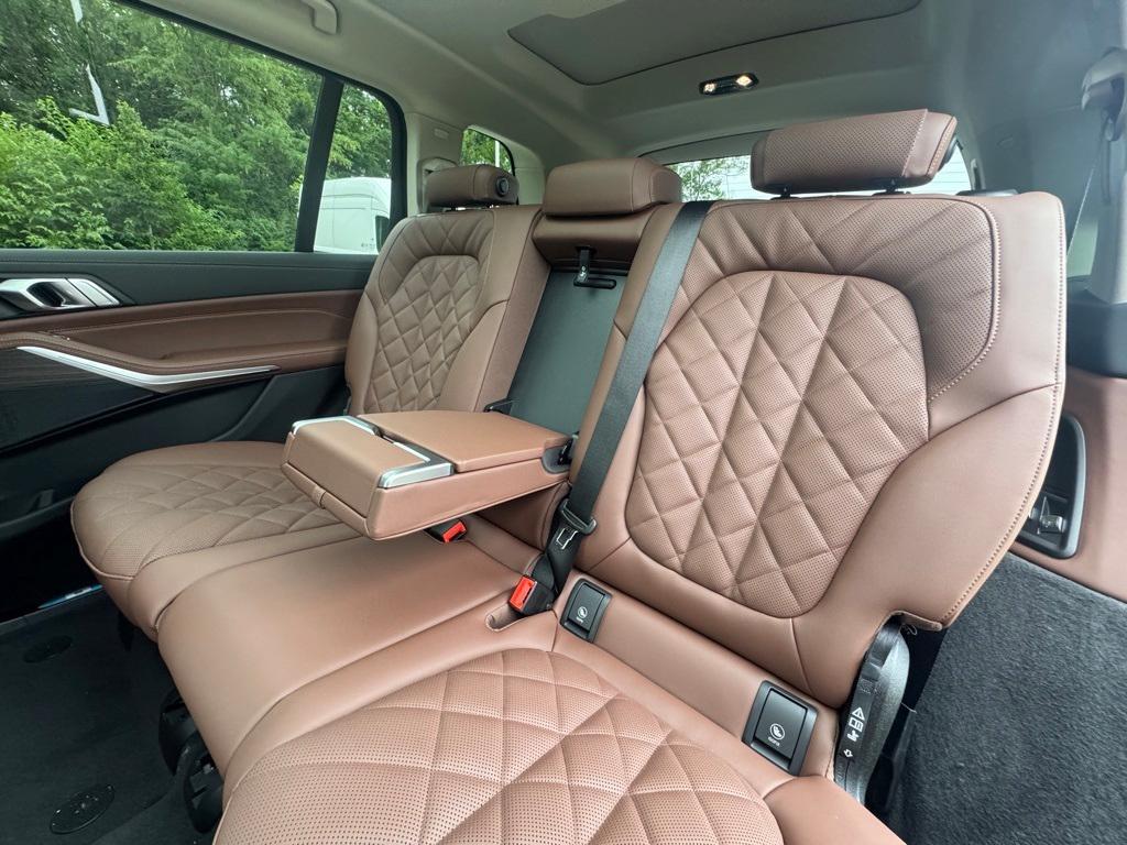 new 2026 BMW X7 car, priced at $88,635