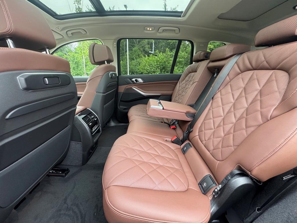 new 2026 BMW X7 car, priced at $88,635