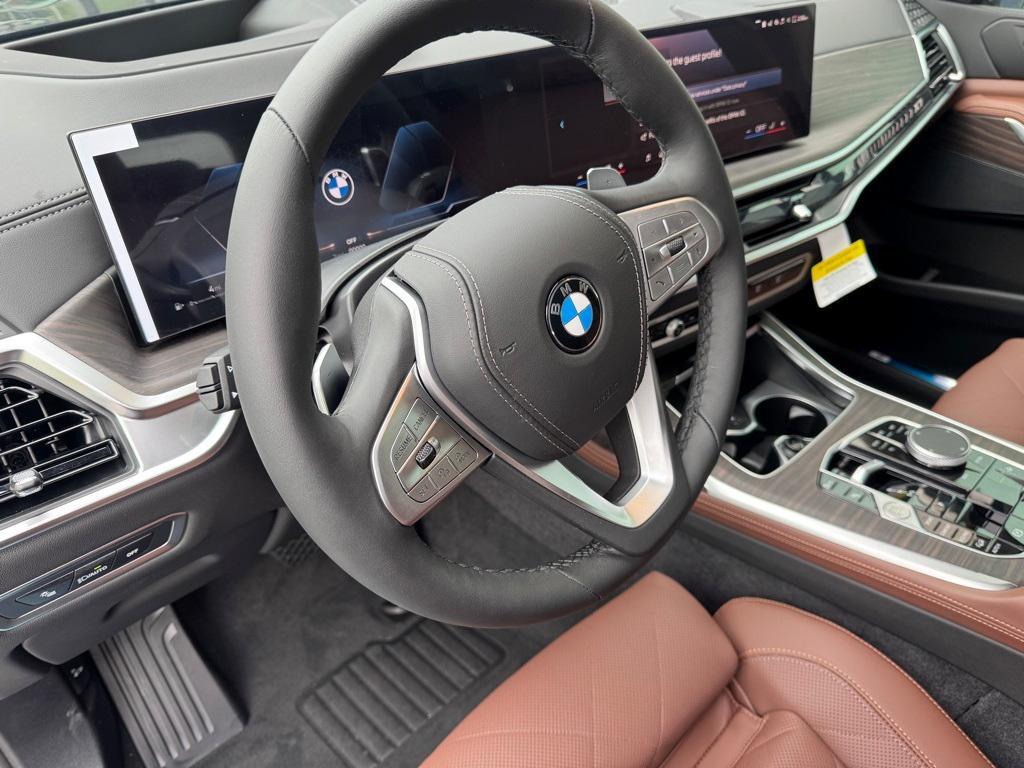 new 2026 BMW X7 car, priced at $88,635