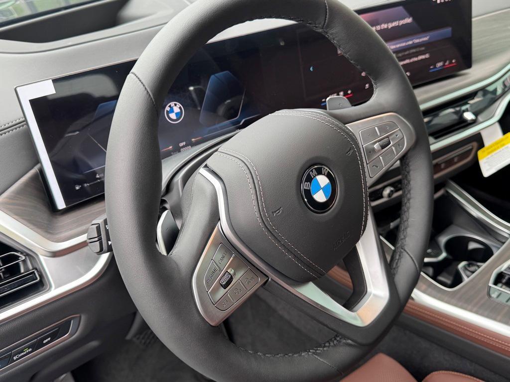 new 2026 BMW X7 car, priced at $88,635