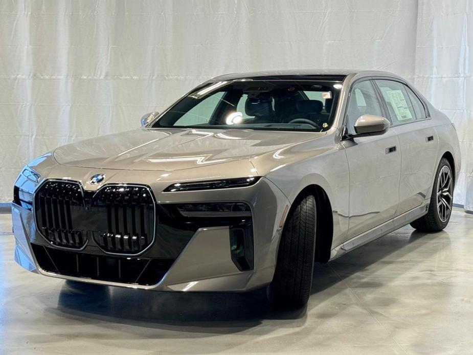 new 2024 BMW 760 car, priced at $130,925