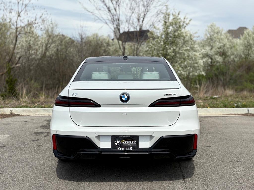 new 2025 BMW i7 car, priced at $134,155